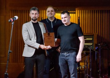 513910075_2082939105780593_3590168391897428280_n