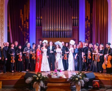 БАЛ ОПЕРЕТИ: ВЕЧІР, що ЗАКОХУЄ з ПЕРШОЇ НОТИ